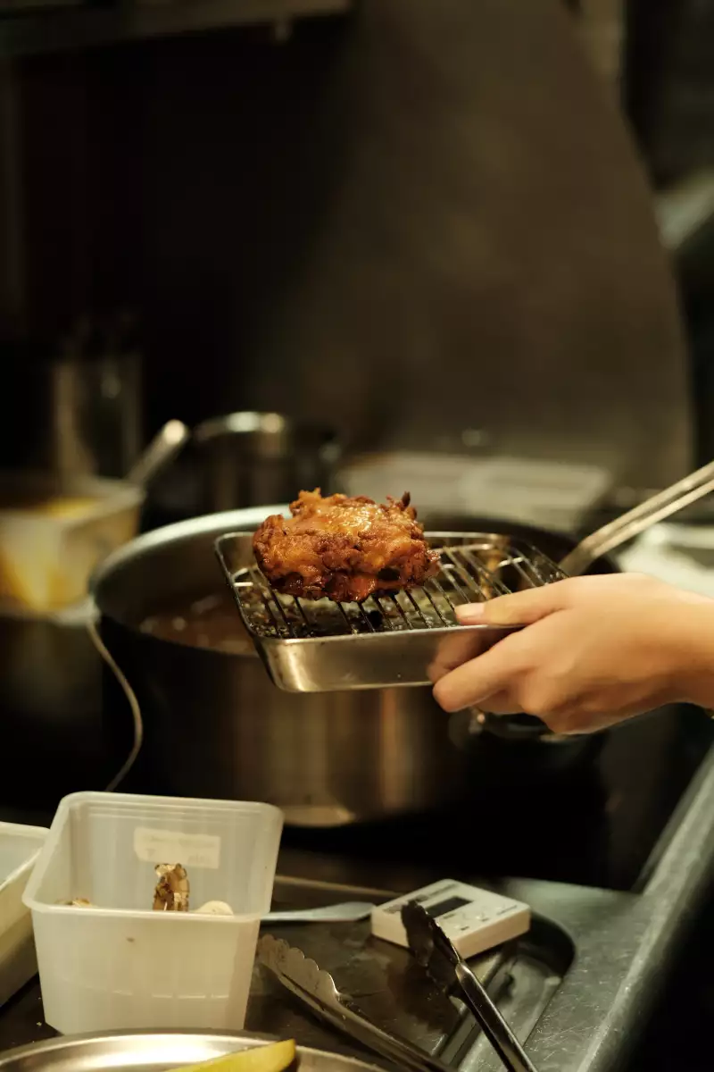 TAKE AWAY Ella Aflalo x Take Away