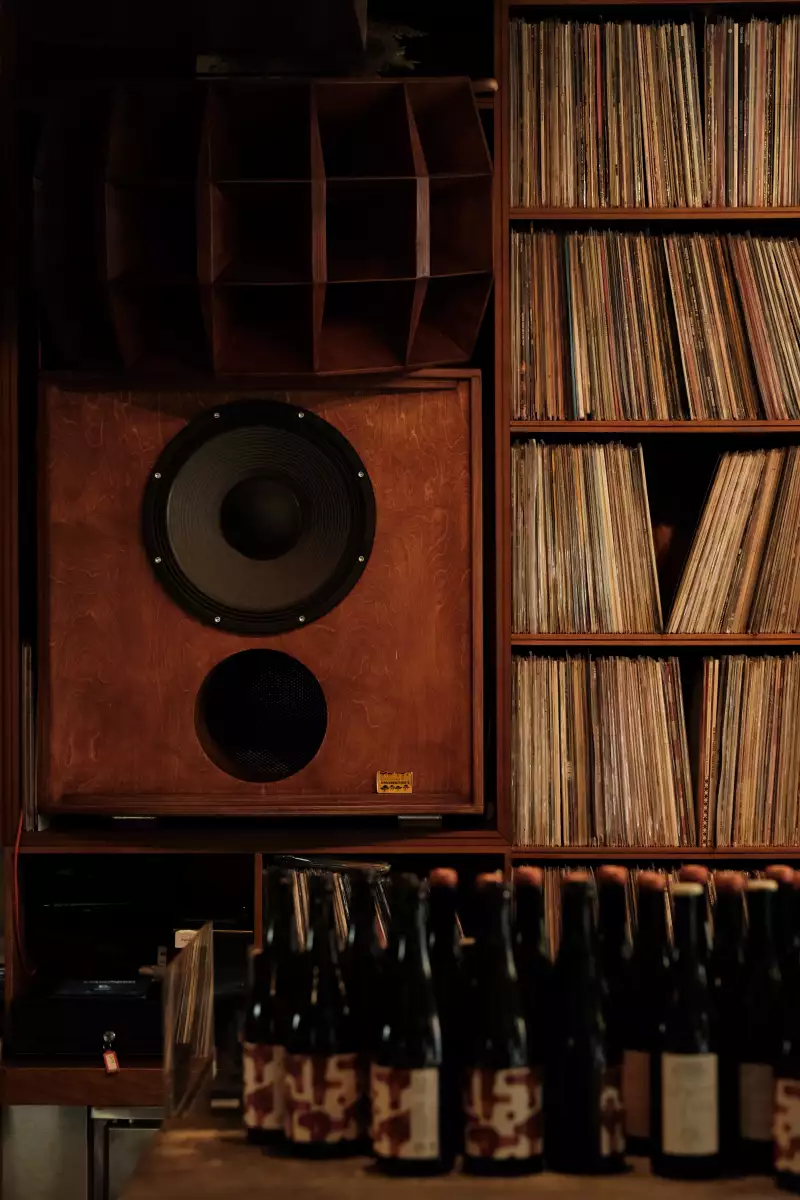 TAKE AWAY Ella Aflalo x Take Away