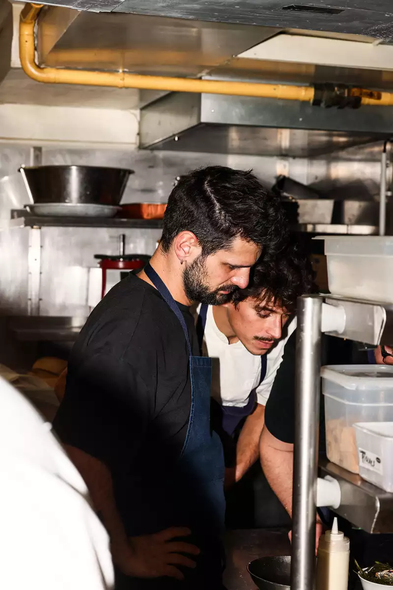 TAKE AWAY Zimmermann