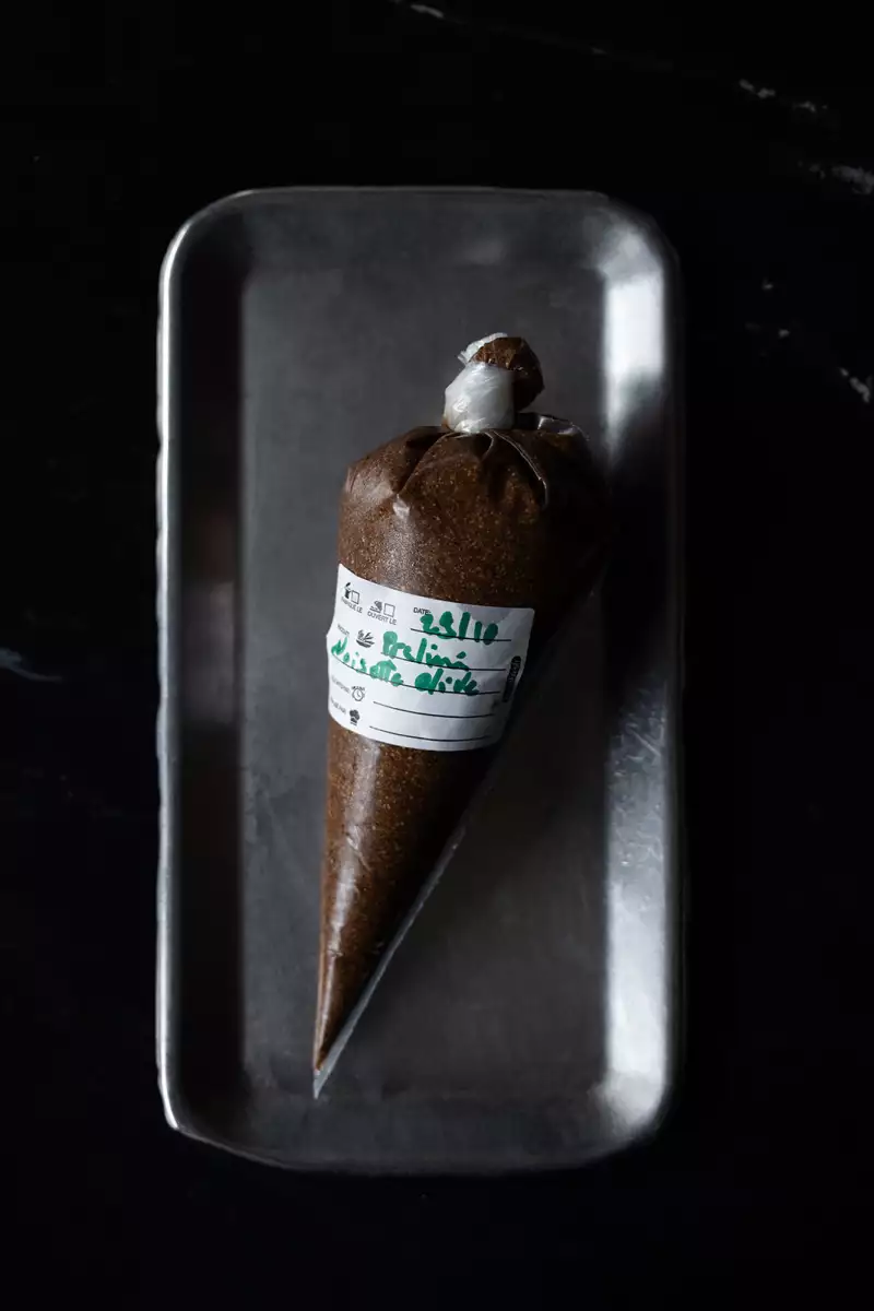 TAKE AWAY Ella Aflalo x Take Away